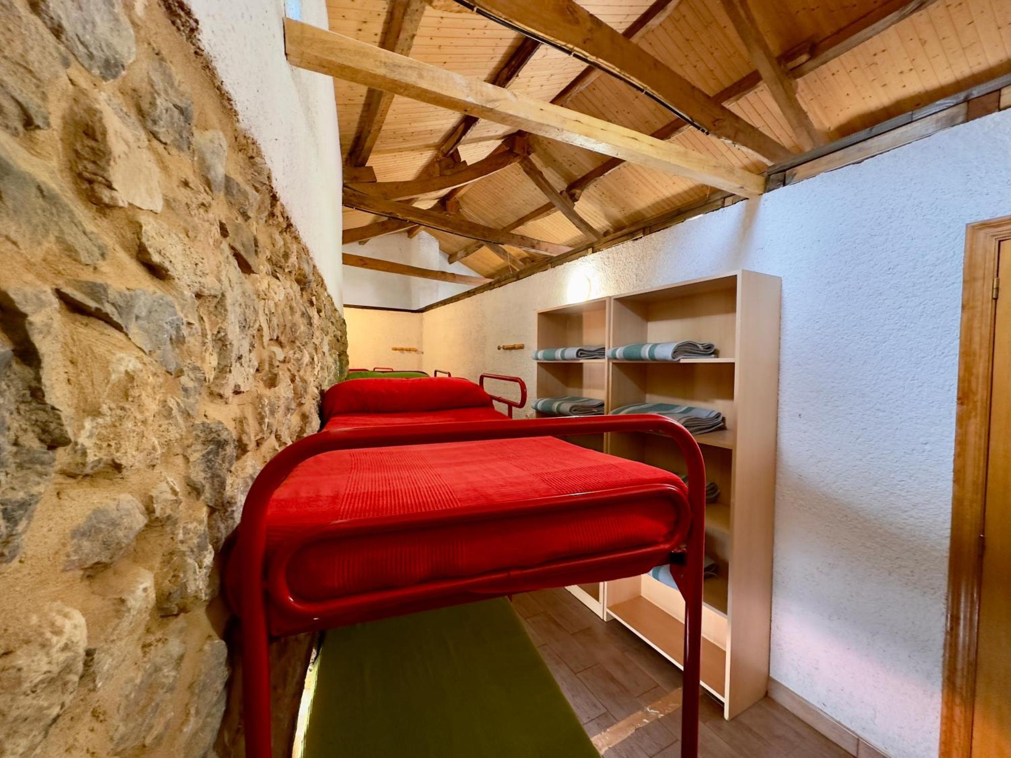 Albergue Valle De Arbas Cubillas de Arbas Εξωτερικό φωτογραφία