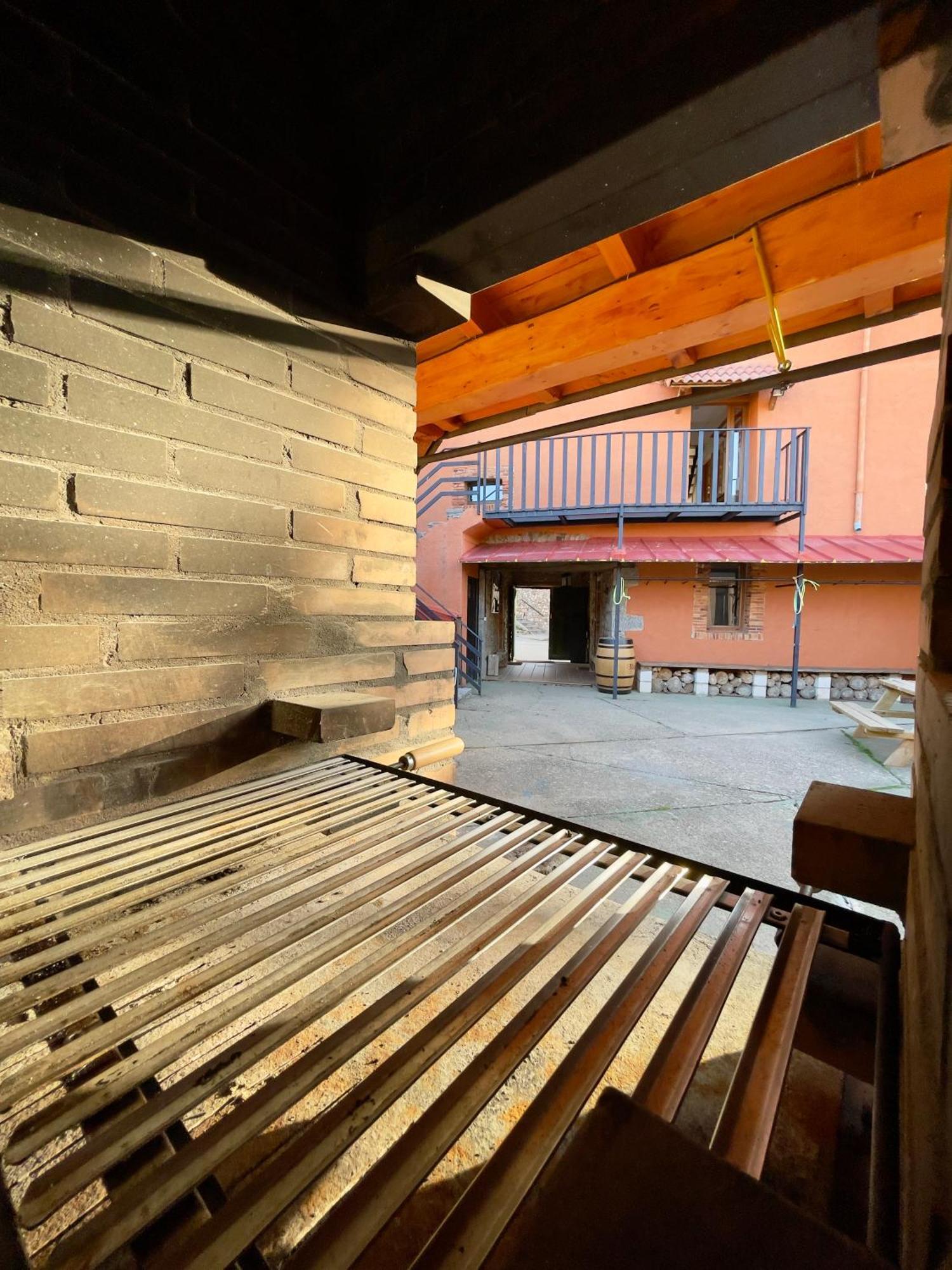 Albergue Valle De Arbas Cubillas de Arbas Εξωτερικό φωτογραφία
