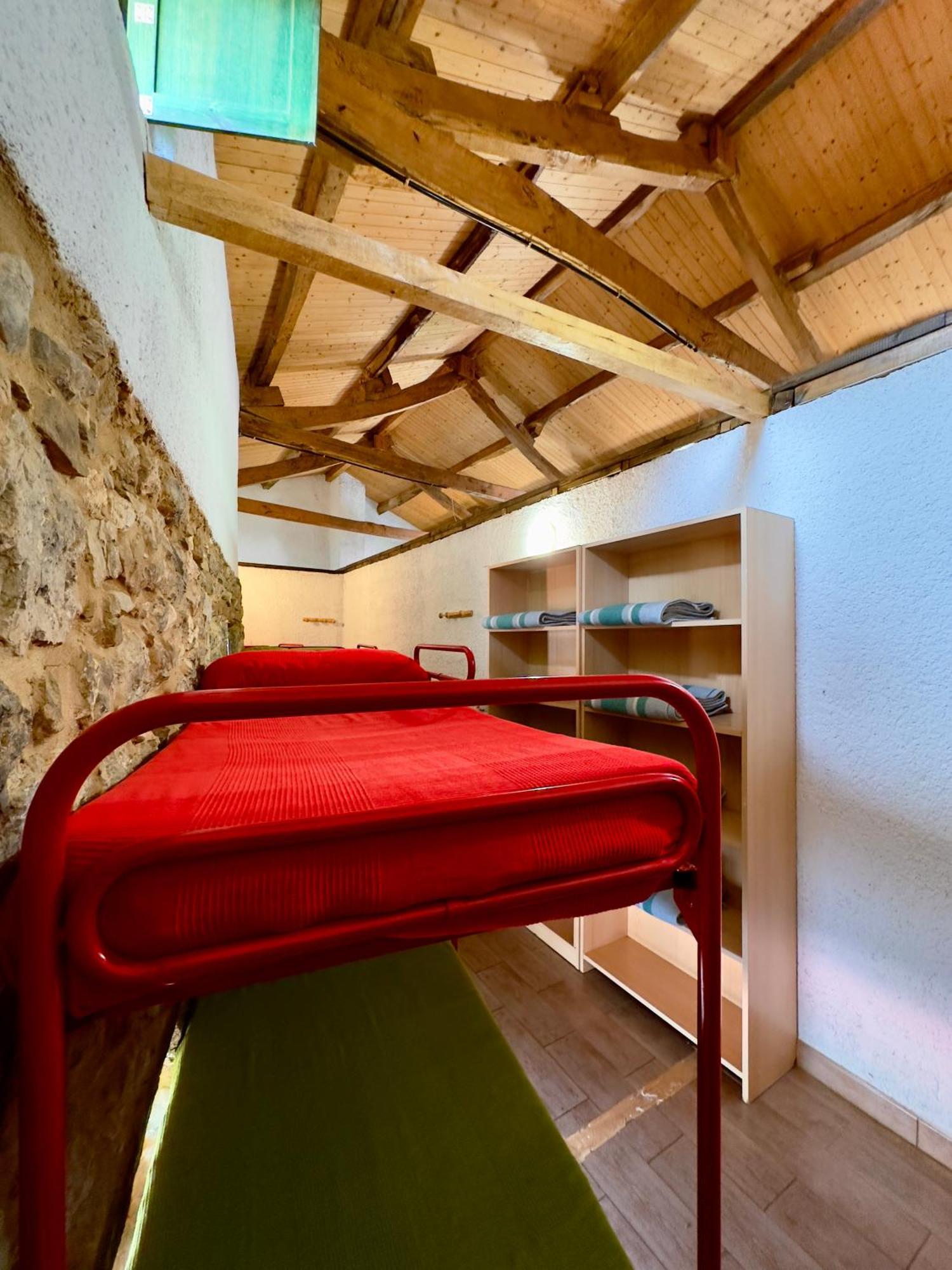 Albergue Valle De Arbas Cubillas de Arbas Εξωτερικό φωτογραφία